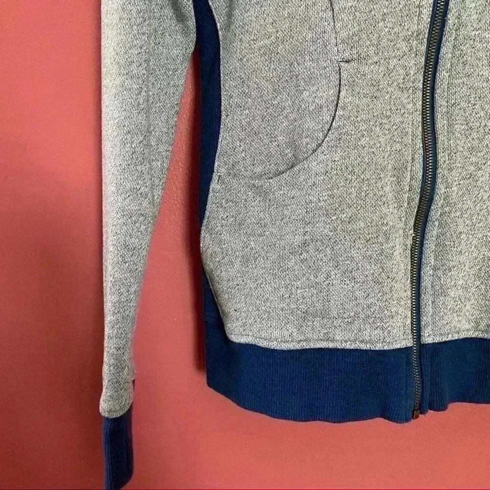 Lululemon Blue Jacket - Picture 4 of 8